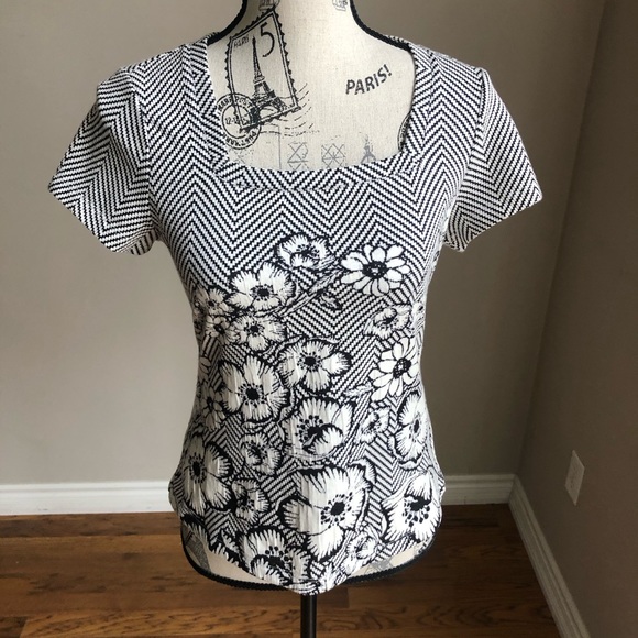 Anthro Maeve Floral Print Chevron Black White Top - Picture 1 of 8
